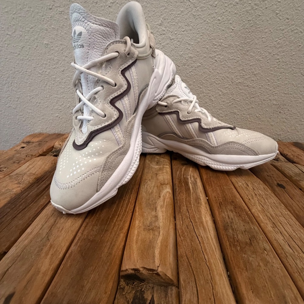 Adidas Ozweego 7.5 Grey White Suede Leather Chunky Sneakers EG0552